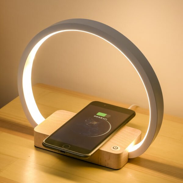 MULTIFUNCTIONAL TABLE LAMP + MOBILE CHARGER